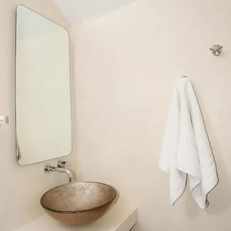 Appartement Amazing Naxos For 6 Modern Furnishings *